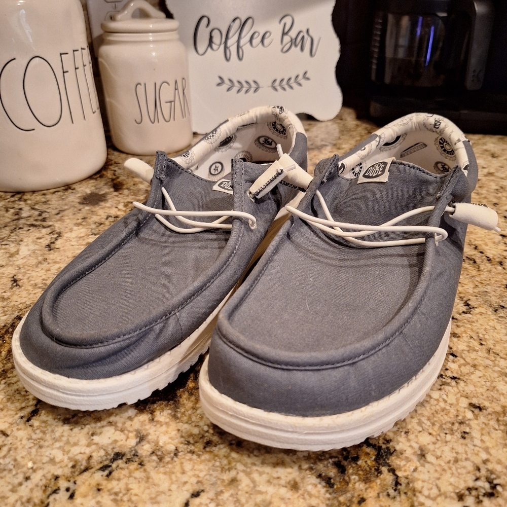 Like New Hey Dude Shoes